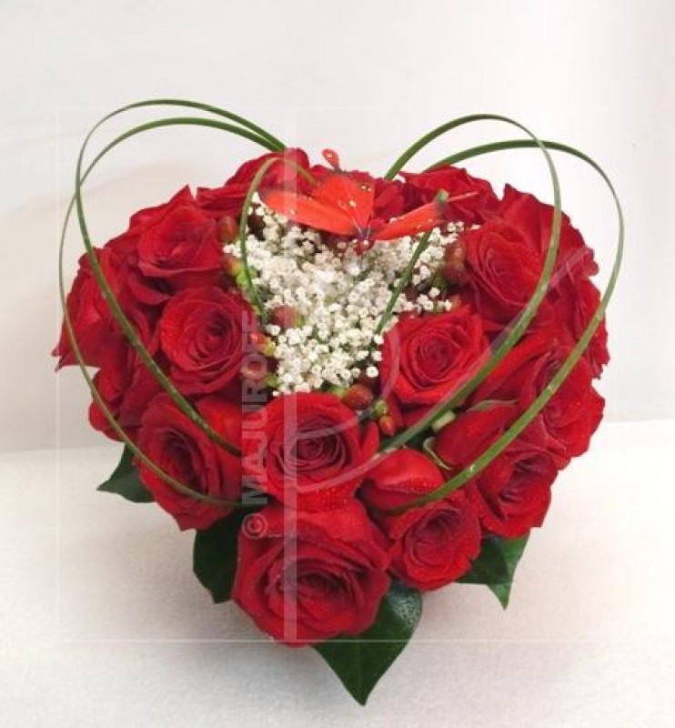 Bouquet en forma de Corazón de 20 Rosas rojas | Mayoflor.com