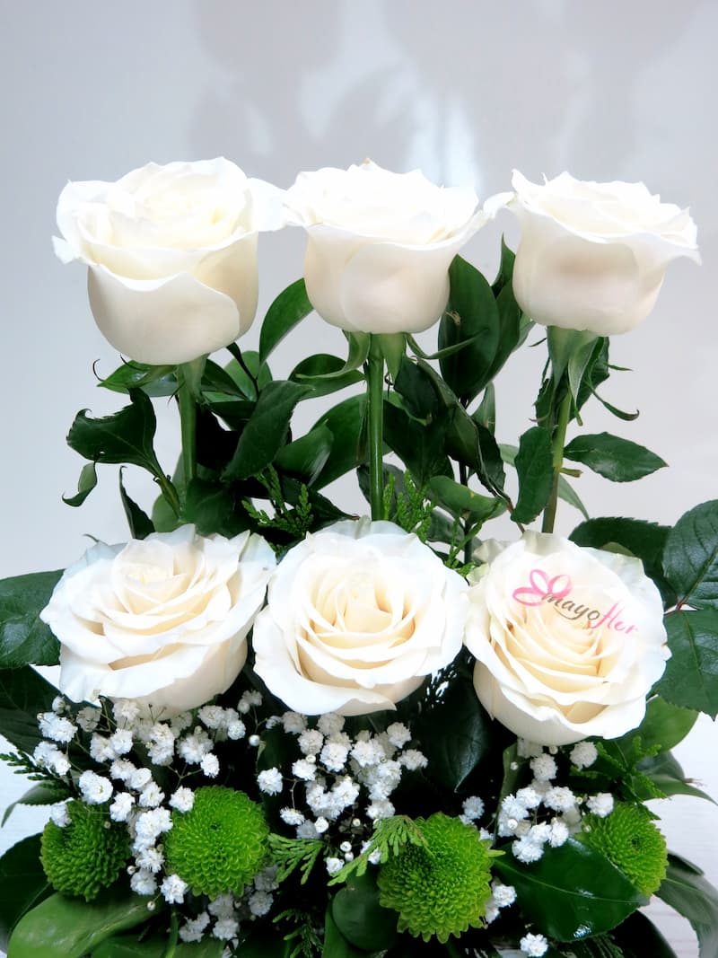 Centrepiece of 6 roses in a wooden box - Foto 3
