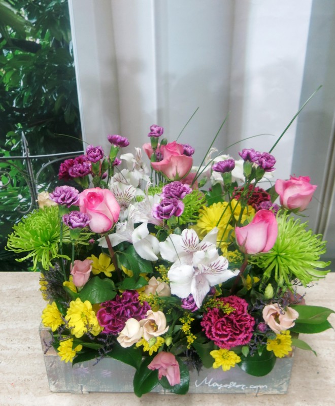 Caja de madera con flores - Foto 2